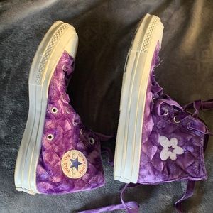 Womens 6 Purple, velvet GOLF le FLEUR. Converse high tops